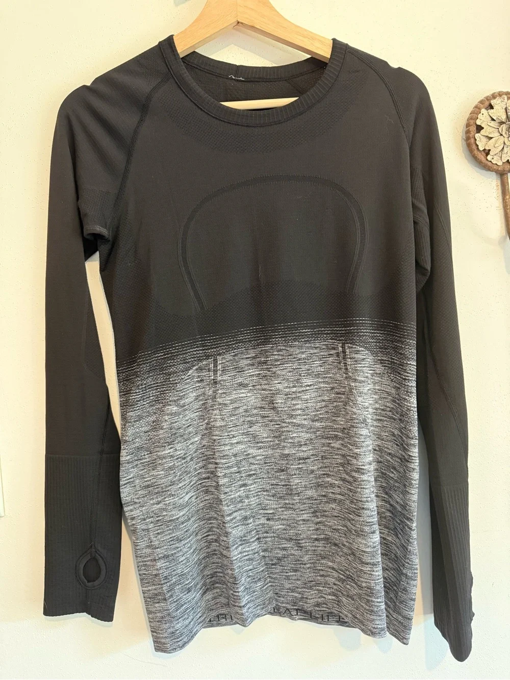 Lululemon Swiftly Tech Long Sleeve Crew